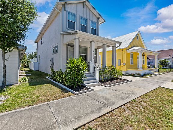 2nd image of 2110 W Palmetto St