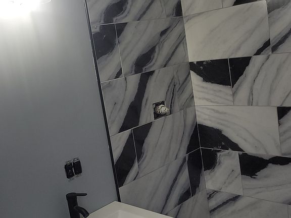 5th image of 6718 S Saint Lawrence Ave #1R