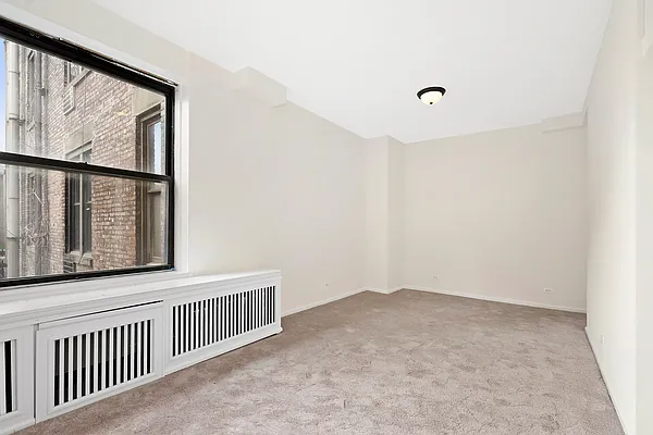 Rented by Halstead Real Estate | media 16