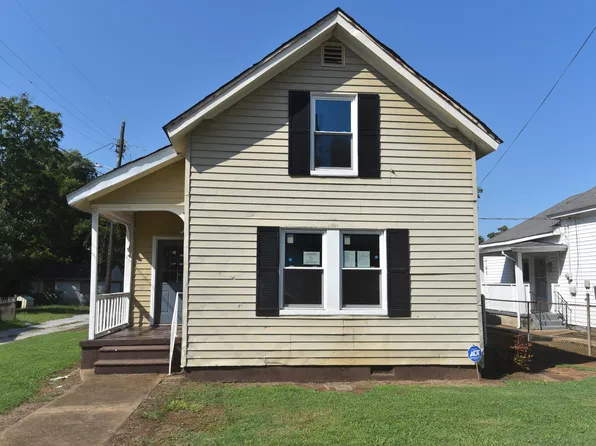 1511 E 26th St, Sheffield, AL 35660