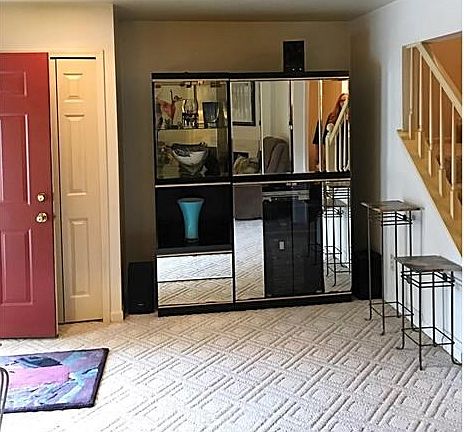 3rd image of 409 Wind Way Dr #1
