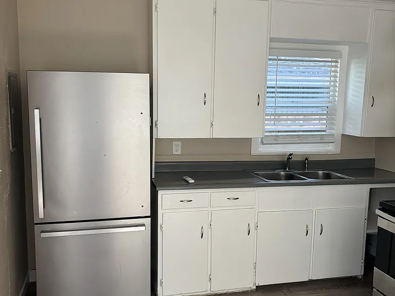 6200 SE 103rd Ave #3 — Photo 5