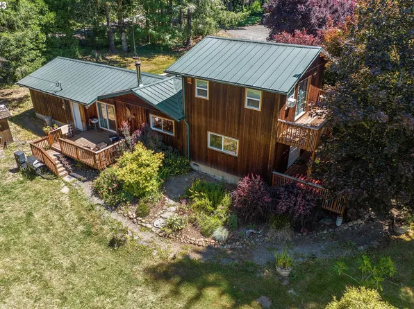 33944 SE Wildcat Mountain Dr, Eagle Creek, OR 97022