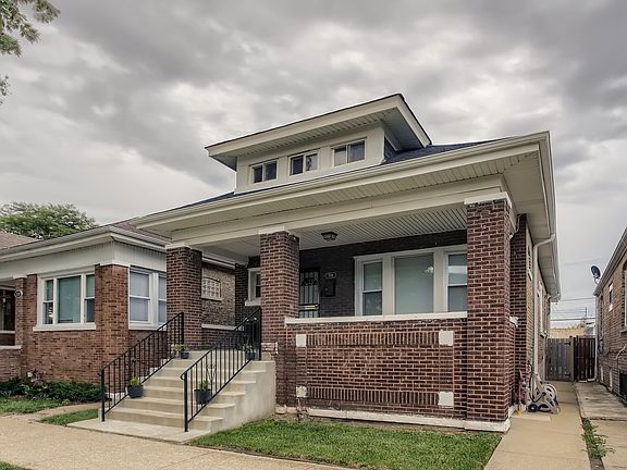 3rd image of 5741 S Artesian Ave