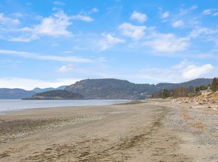 A7 Surfcrest Dr, Oak Harbor, WA 98277