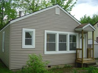 5263 Log Cabin Dr, Geneva, OH 44041