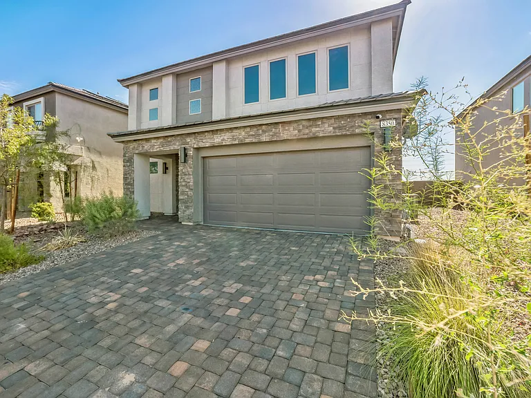 8350 Monroe Bay St — Photo 1
