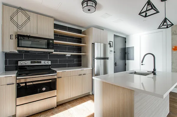 Rented by Pinn Realty | media 19