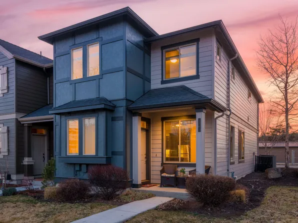 3365 SW 28th St, Redmond, OR 97756