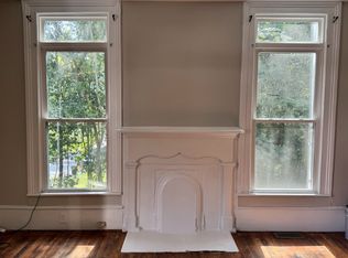 21 2nd Ave #B, Newnan, GA 30263