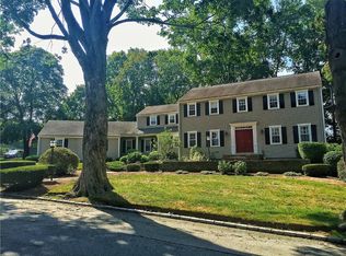 130 Greening Ln, Cranston, RI 02920