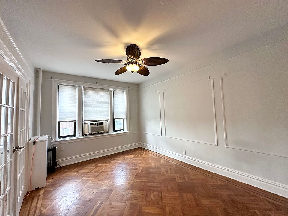 1st image of 76 Romaine Ave #3-2F