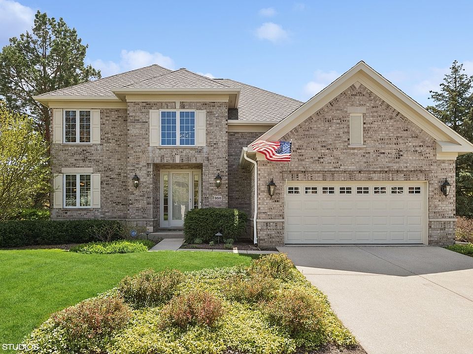 1st image of 958 Waterford Ln