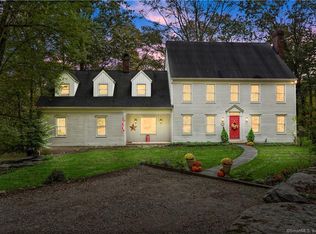 41 Cherry Ln, Wilton, CT 06897