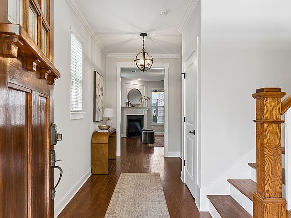 5th image of 2764 Americus Dr