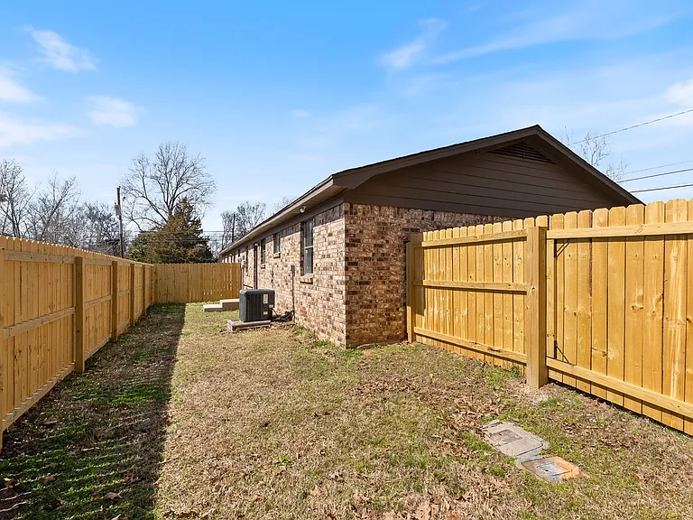 515 South Rd — Photo 11
