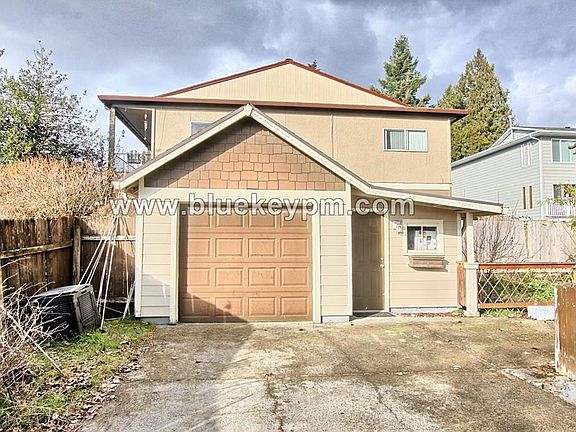 5th image of 2318 E 16th St