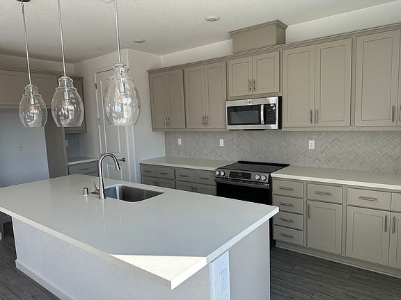 4th image of 1701 Lacey Ave