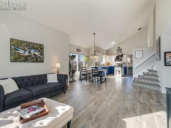 5th image of 7650 Montane Dr