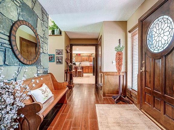 4th image of 4205 Wind Chime Dr