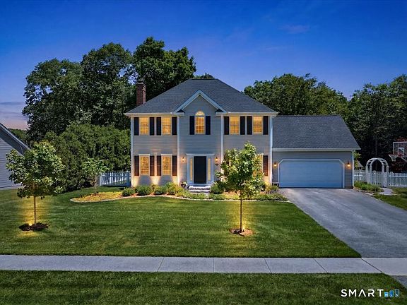 2nd image of 38 Tarragon Drive