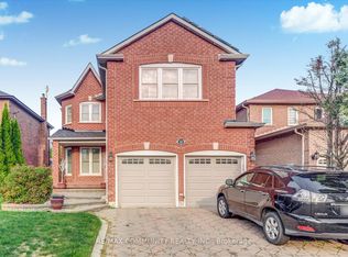 35 Hartrick Pl, Whitby, ON L1R 2C2