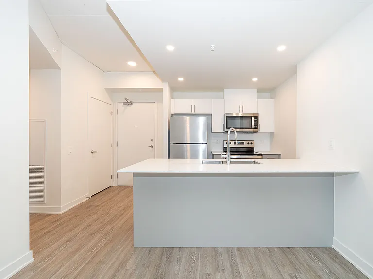 353 Gardner St — Photo 22