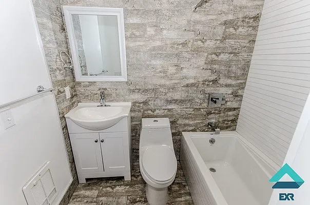 Rented by EXR | media 3