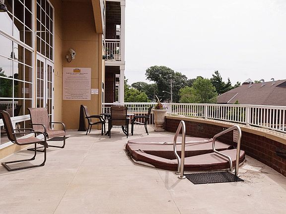 5th image of 649 Old Highway 8 NW APT 306