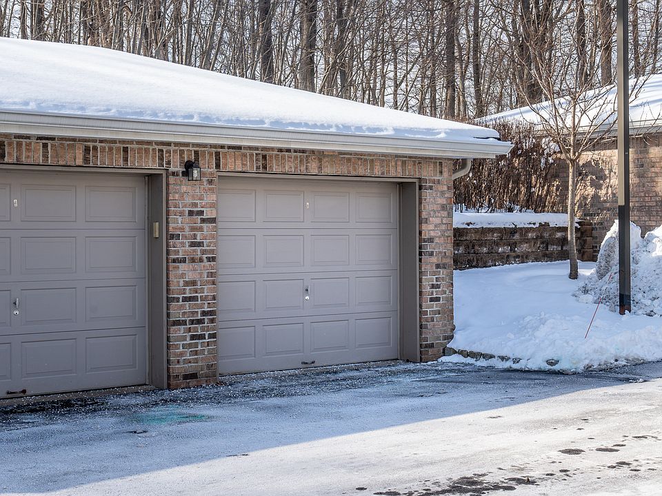 1 Car Garage