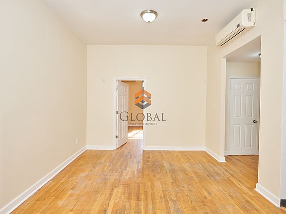 5th image of 1421 College Point Blvd APT 1