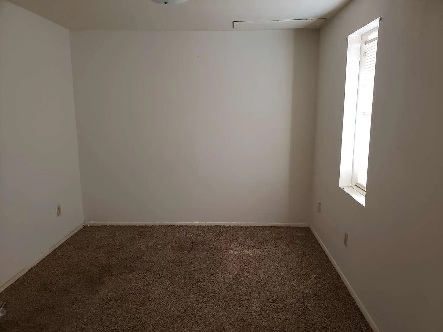 1802 Rumsey Ave — Photo 4