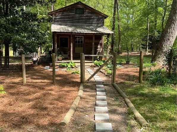 1577 Brown Rd, Summerfield, NC 27358