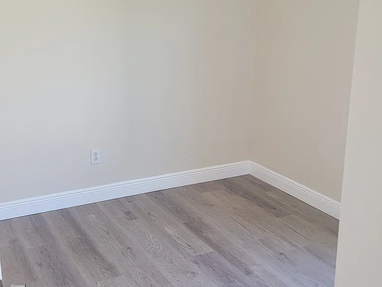 359 Ashlar Ct — Photo 12