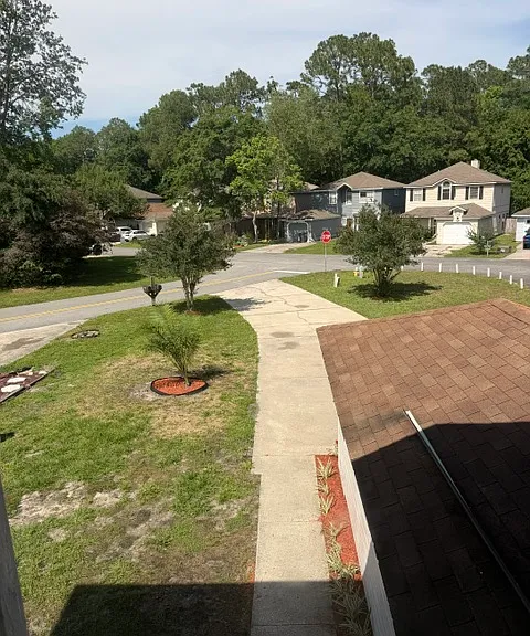 142 Hamilton Dr — Photo 14