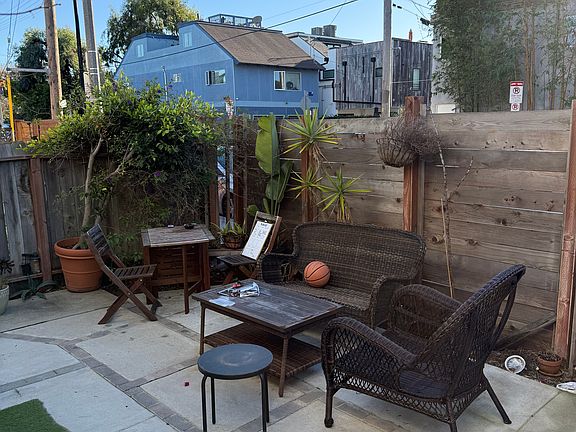 4th image of 2606 Pacific Ave APT 1