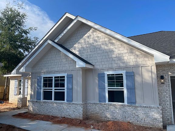 2nd image of 3345 Crestview Ln