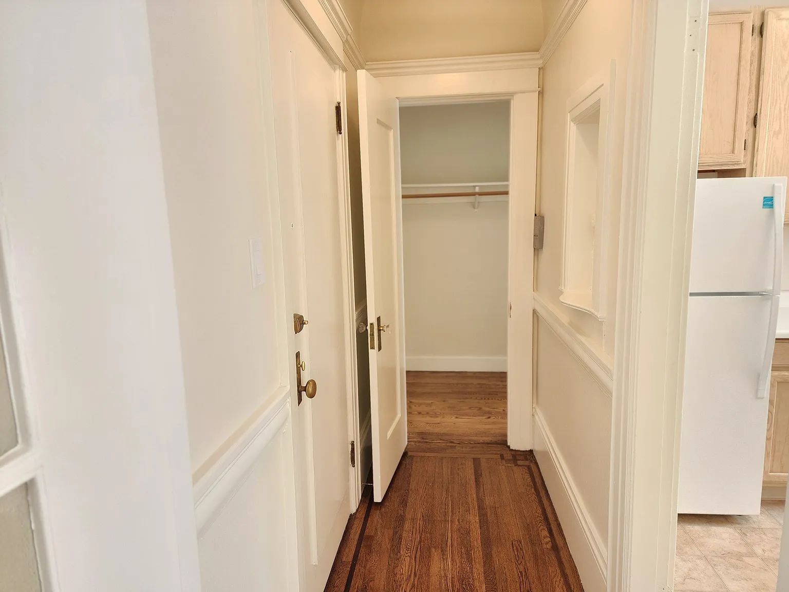 2440 Van Ness Ave — Photo 4