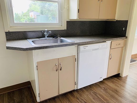 5th image of 1407 Gunnison Ct