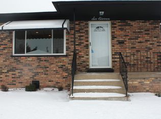 611 Hoxie Ave, Calumet City, IL