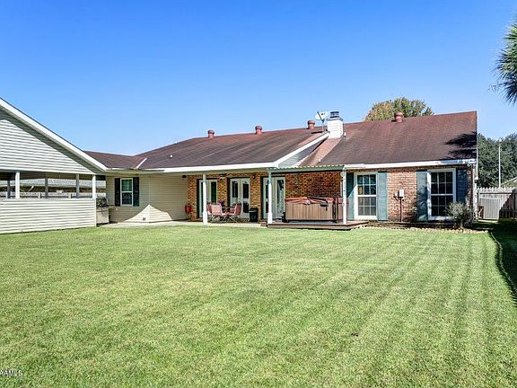 4th image of 109 Irish Bend Dr