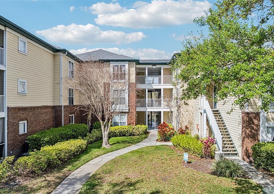 1st image of 4211 CHATHAM OAK COURT #123