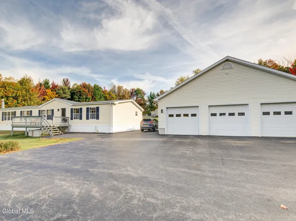 169 Old State Road, Broadalbin, NY 12025