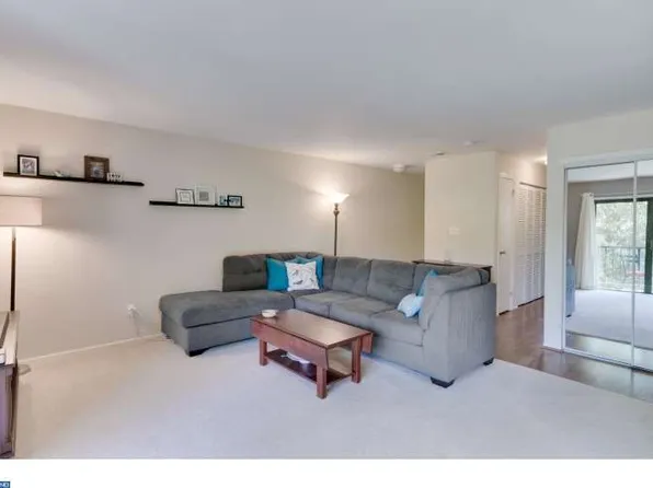 88 Wyndham Pl, Robbinsville, NJ 08691
