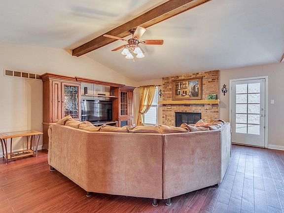 4th image of 6569 Suson Woods Dr