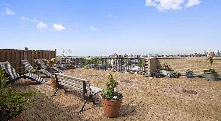 Rented by Compass | media 10