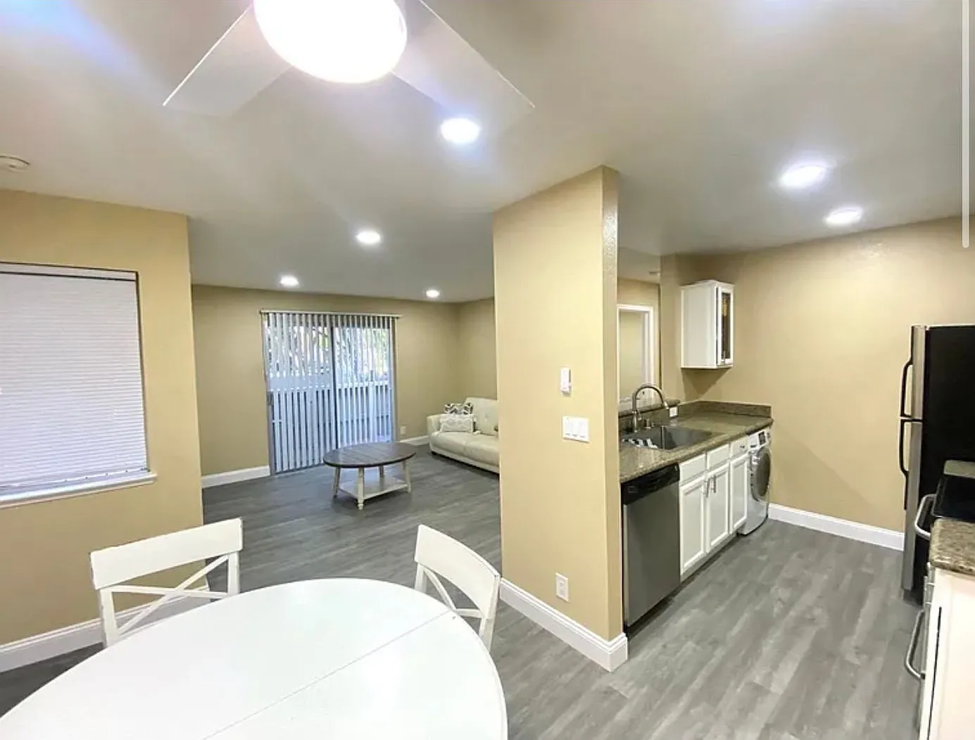 Updated 2-Bedroom Condo in Fremont's Baywood Villas — Photo 3