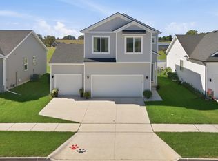 2226 Chan Dr, Adel, IA 50003