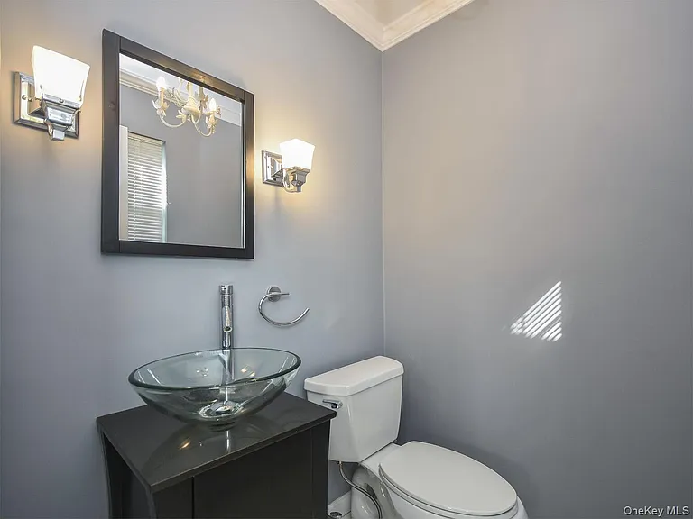 49 Ashwood Rd #A — Photo 6