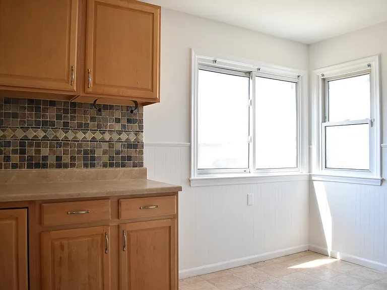 7019 Cardwell St — Photo 8